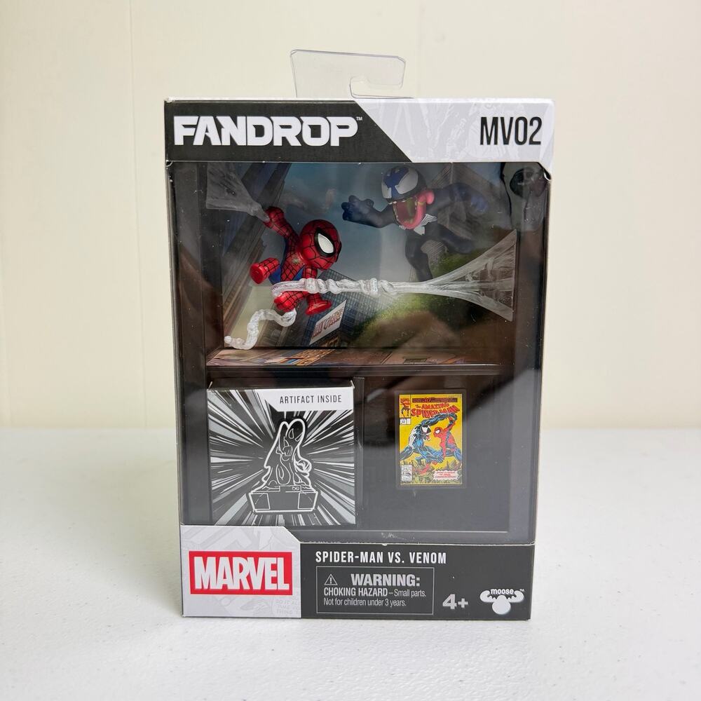 Moose Toys Marvel FANDROP MV02 Spider-Man vs Venom Diorama Figure Set